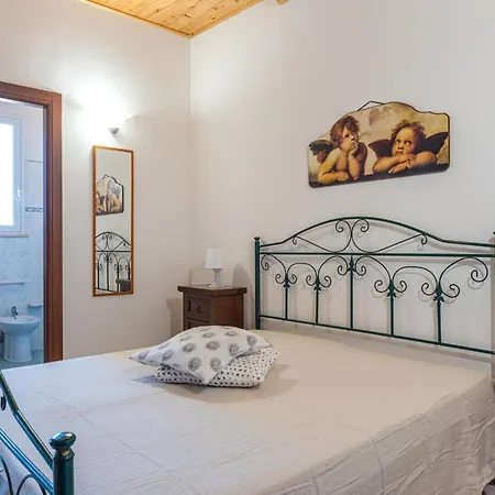 Holiday home Angeli Nel Salento Cocumola