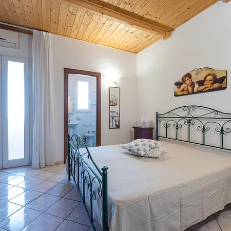 Angeli Nel Salento Cocumola