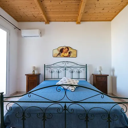 בית נופש Angeli Nel Salento Cocumola