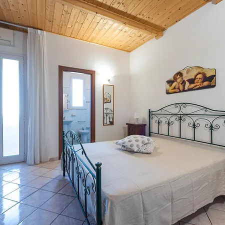 Angeli Nel Salento Cocumola